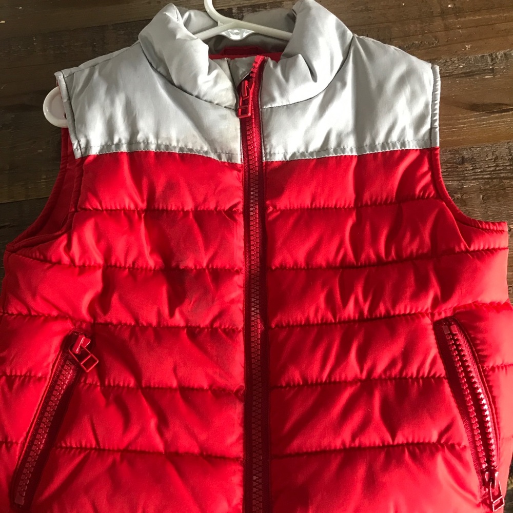Crazy 8 vest